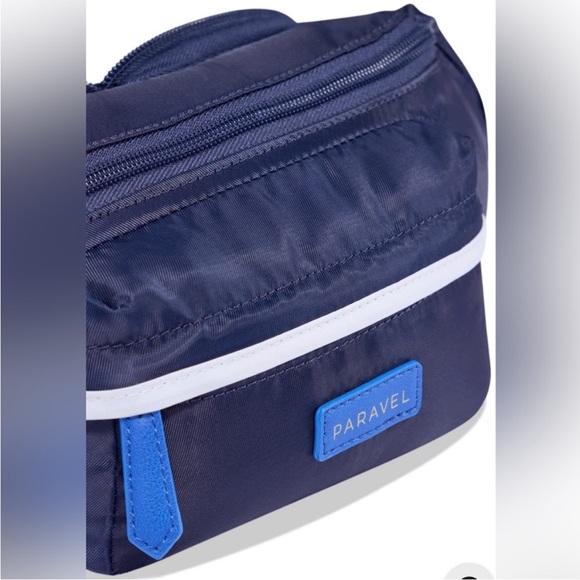 New Paravel Fold Up Belt Bag Blue Packable - Picture 7 of 8